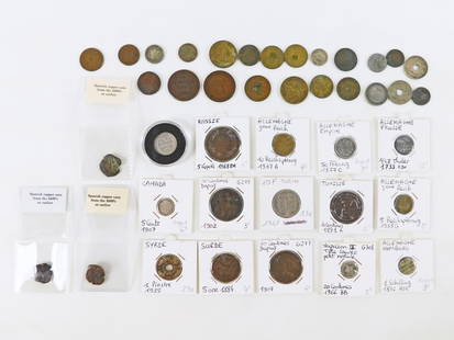 Group of Early Foreign Coins: Group of early Foreign coins including 3 Spanish 1600's or earlier copper coins, early Canadian 5 cents, 1925 Russian coins, Syrian 1 Piastre from 1935, 2 1/2 cent from Caraco 1948, Palestinian 1 MIL