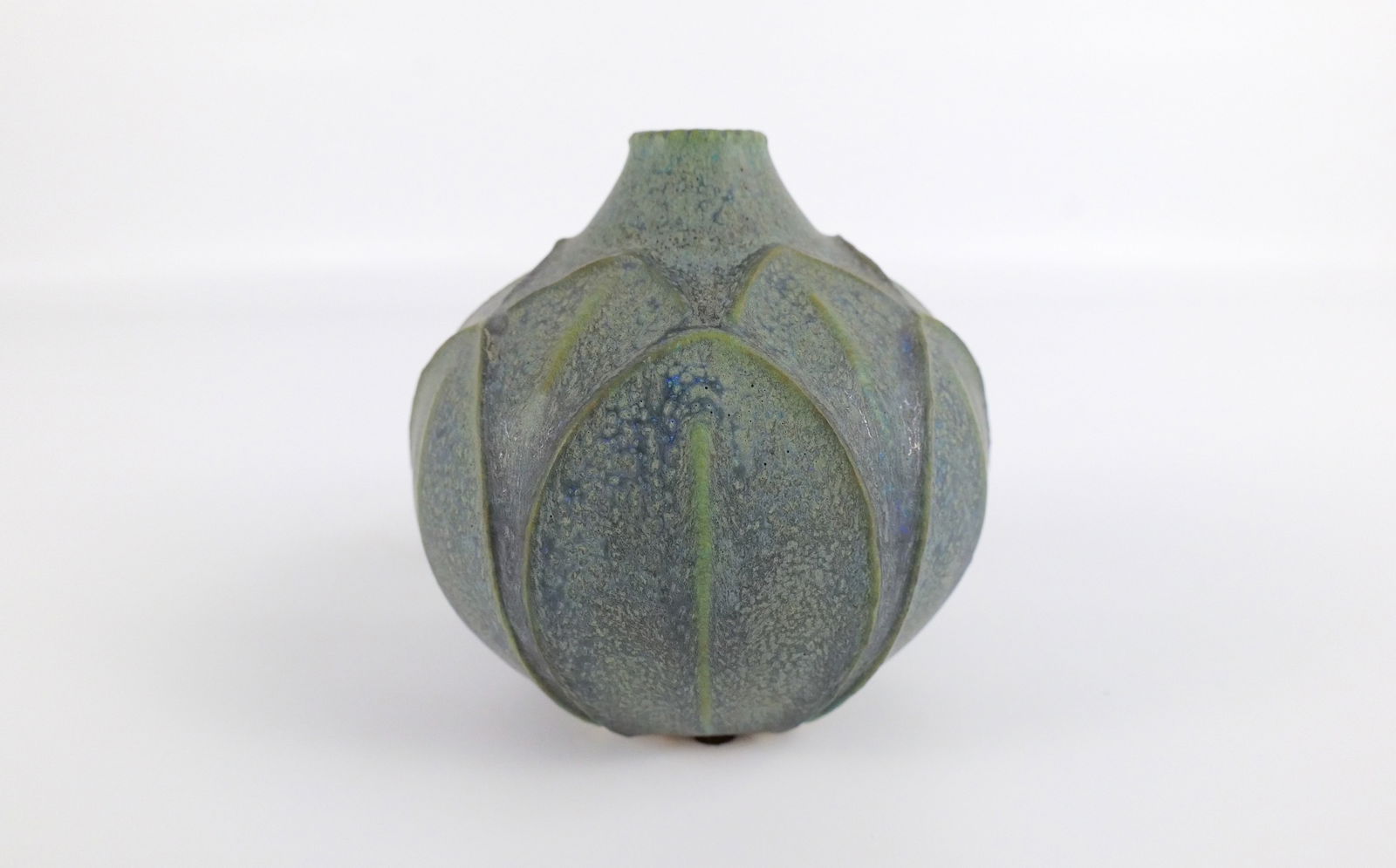 Jemerick Studio Art Pottery Bud Vase (1 of 7)