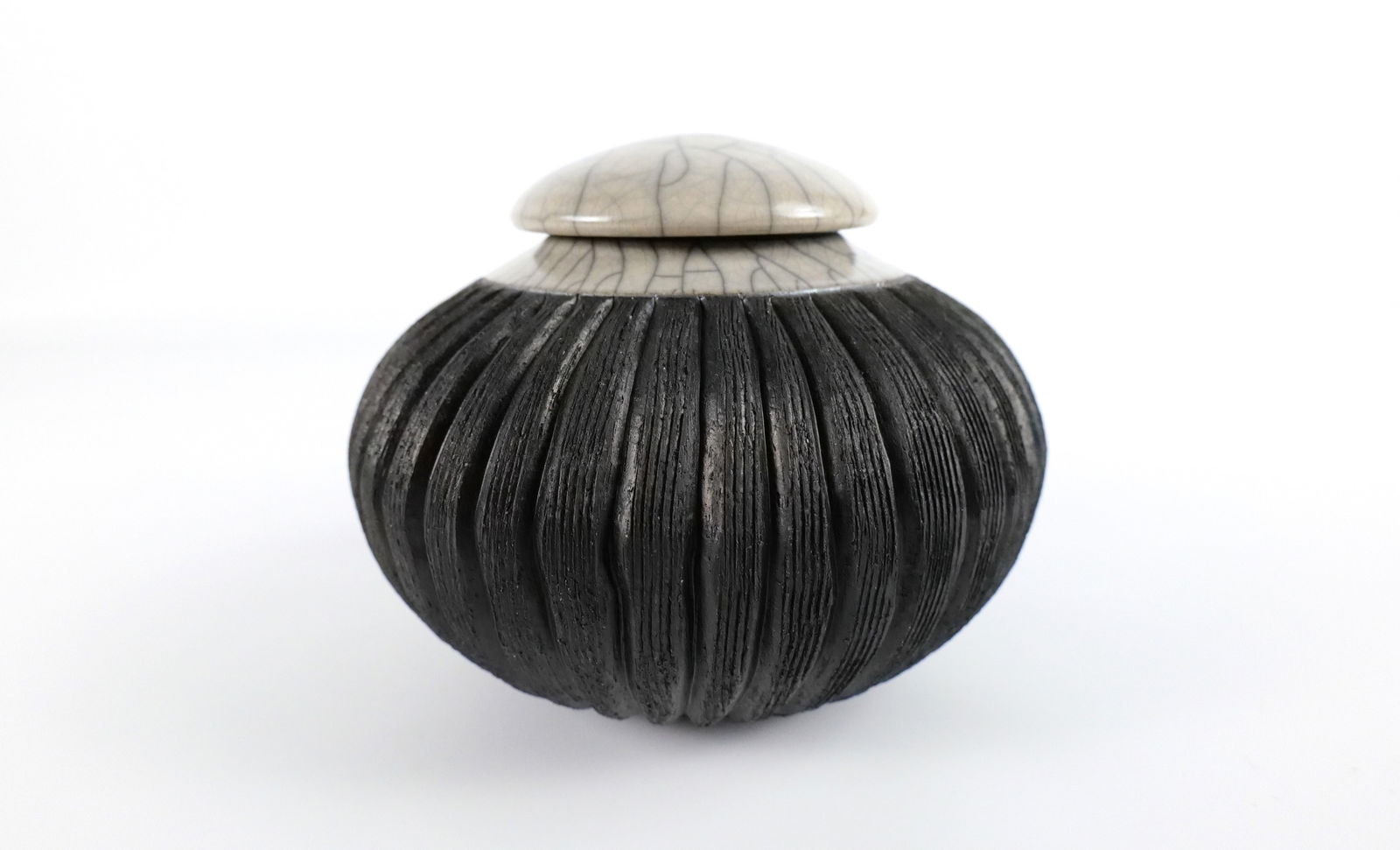 Mike Bose Studio Art Pottery Covered Pot (1 of 7)