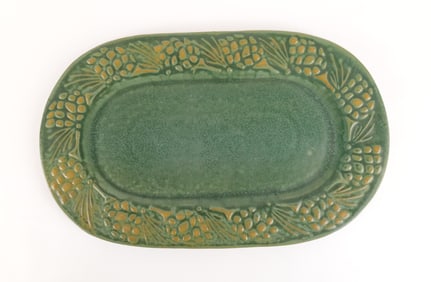 United Crafts Studio Art Pottery Pinecone Platter