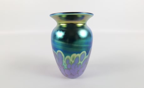 Iridescent Elaine Hyde Studio Art Glass Vase
