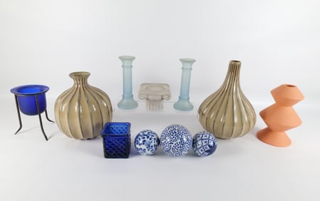 Lot of Decorative Pieces