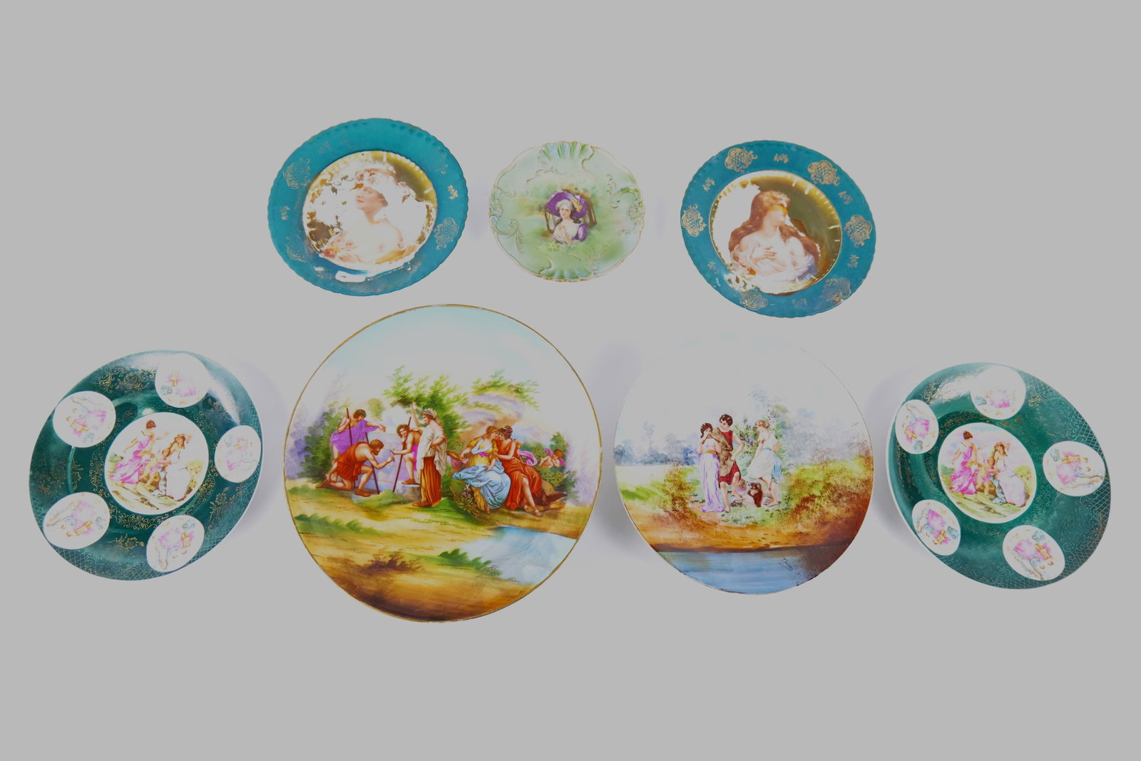 Mixed Lot of Antique and Contemporary Cabinet Plates (1 of 15)