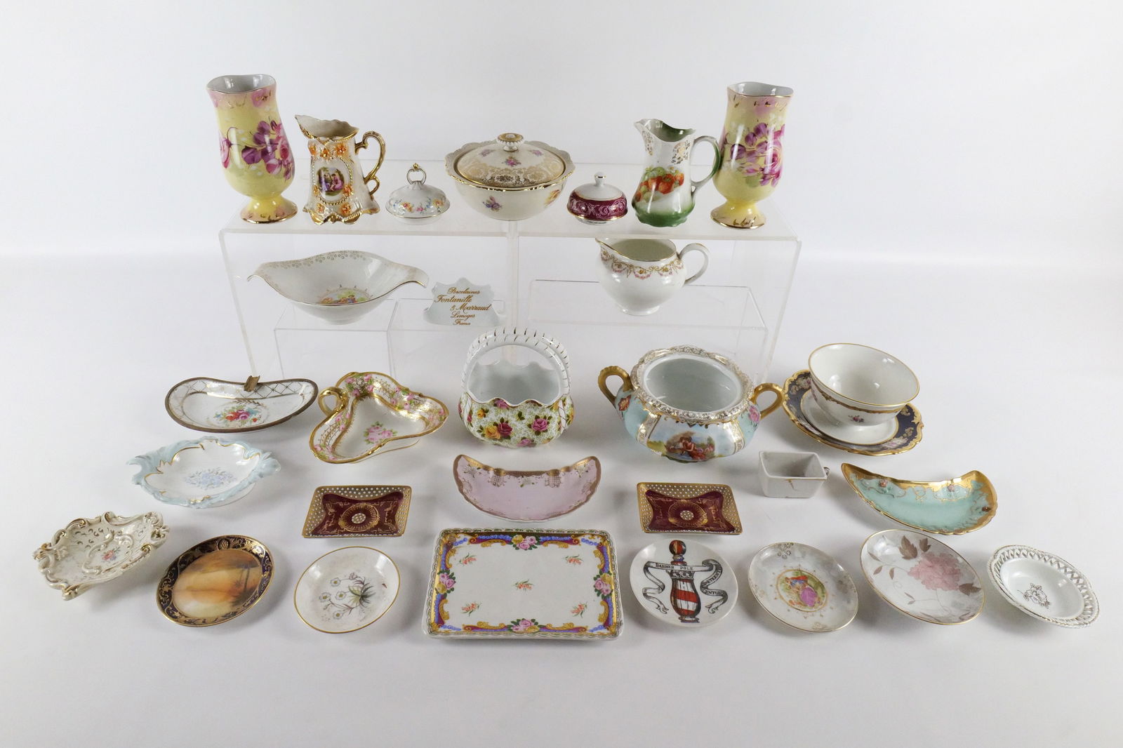 Lot of Mixed Porcelain Pieces (1 of 18)