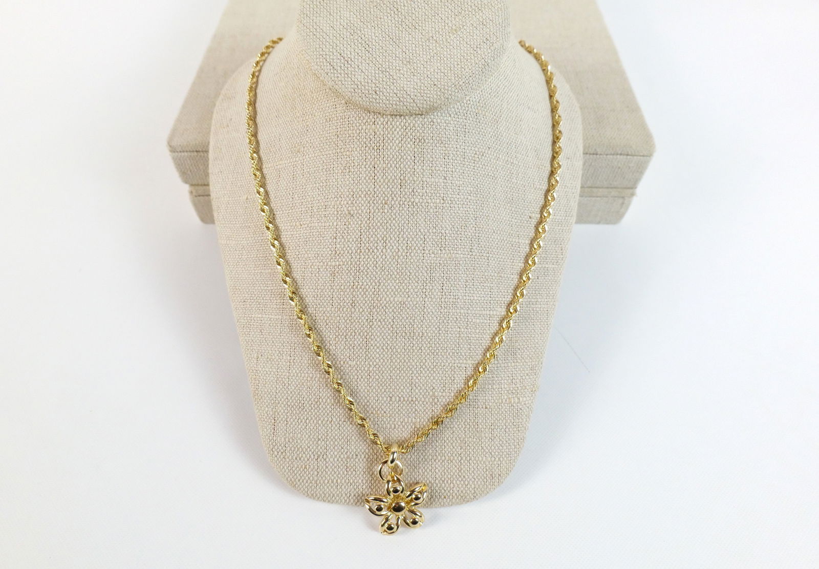 14K Gold Rope Chain and Pendant (1 of 5)