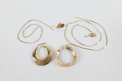 Group of 14K Yellow Gold Scrap