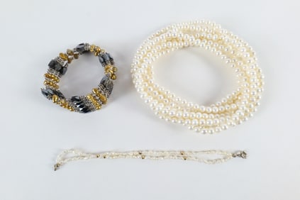 Group of Freshwater Pearl Jewelry