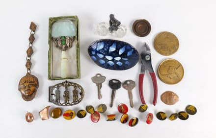 Group of Mixed Vintage Items