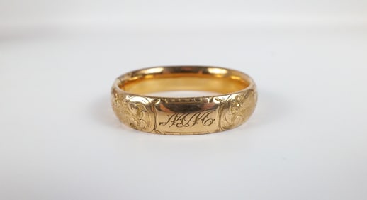 19th Century 9K Bangle Bracelet