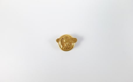 10K Gold WW2 Honorable Service Lapel Button