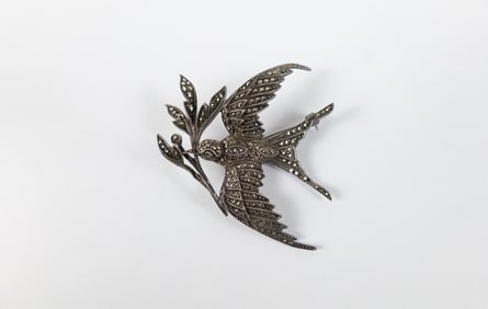 Vintage Sterling and Marcasite Sparrow Brooch