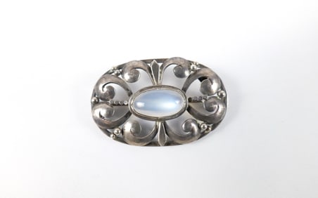 Vintage Sterling Oval Brooch