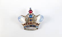 Large 1940s Sterling Trifari Crown Brooch