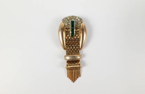 Vintage 1940s Fur Clip by Kreisler : Vintage 1940s Fur Clip by Kreisler. The lot includes a vintage 1940s 2.78'' x 1.14'' gold vermeil fur clip by Kreisler i the form of a buckle with hanging fringe and rhinestone accents with a hinged d