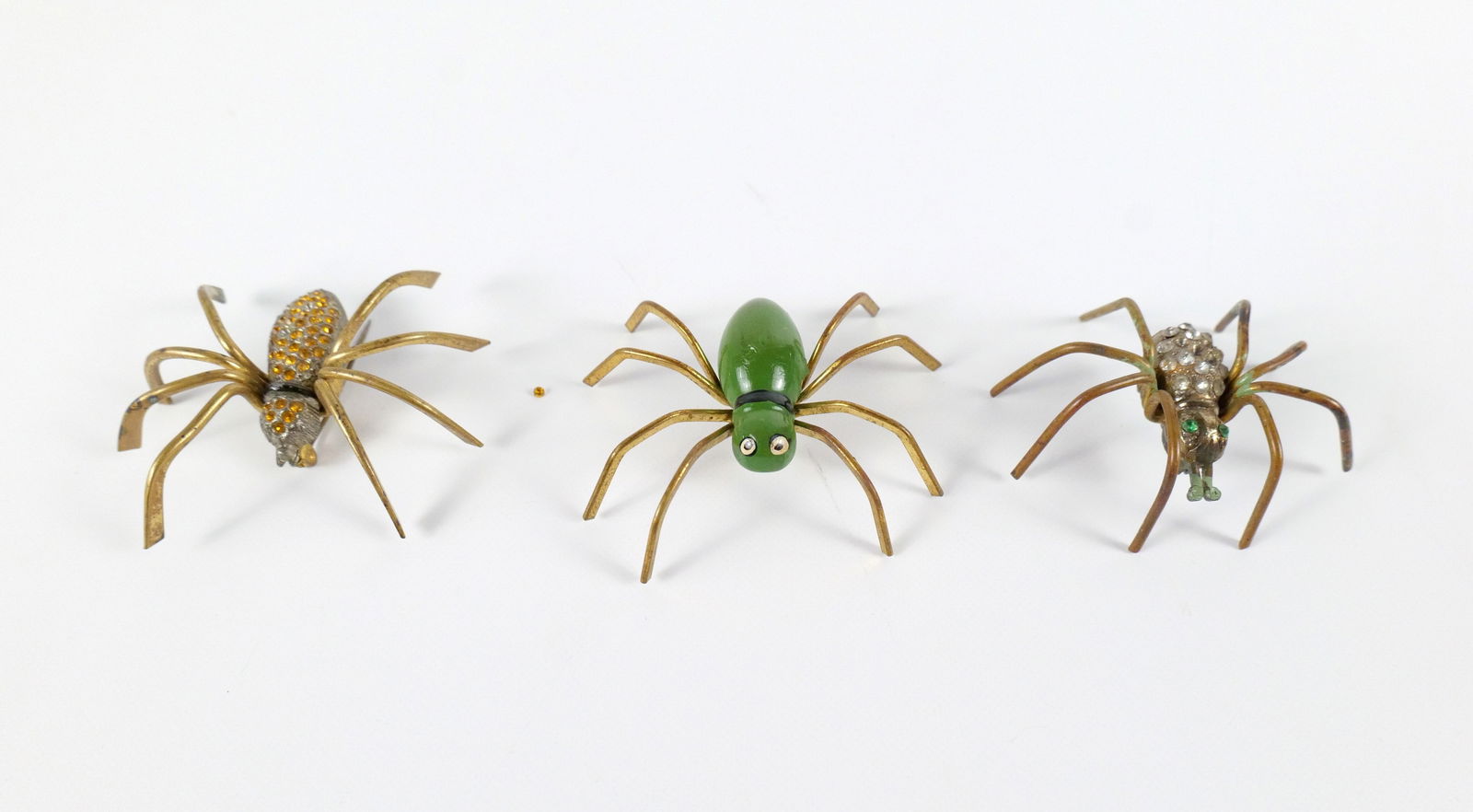 3 Vintage 1920s/30s Spider Brooches  (1 of 12)