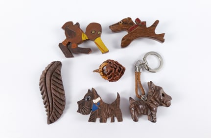Vintage 1940s Wooden Brooches and More