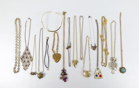17 Vintage and Modern Gold Tone Necklaces