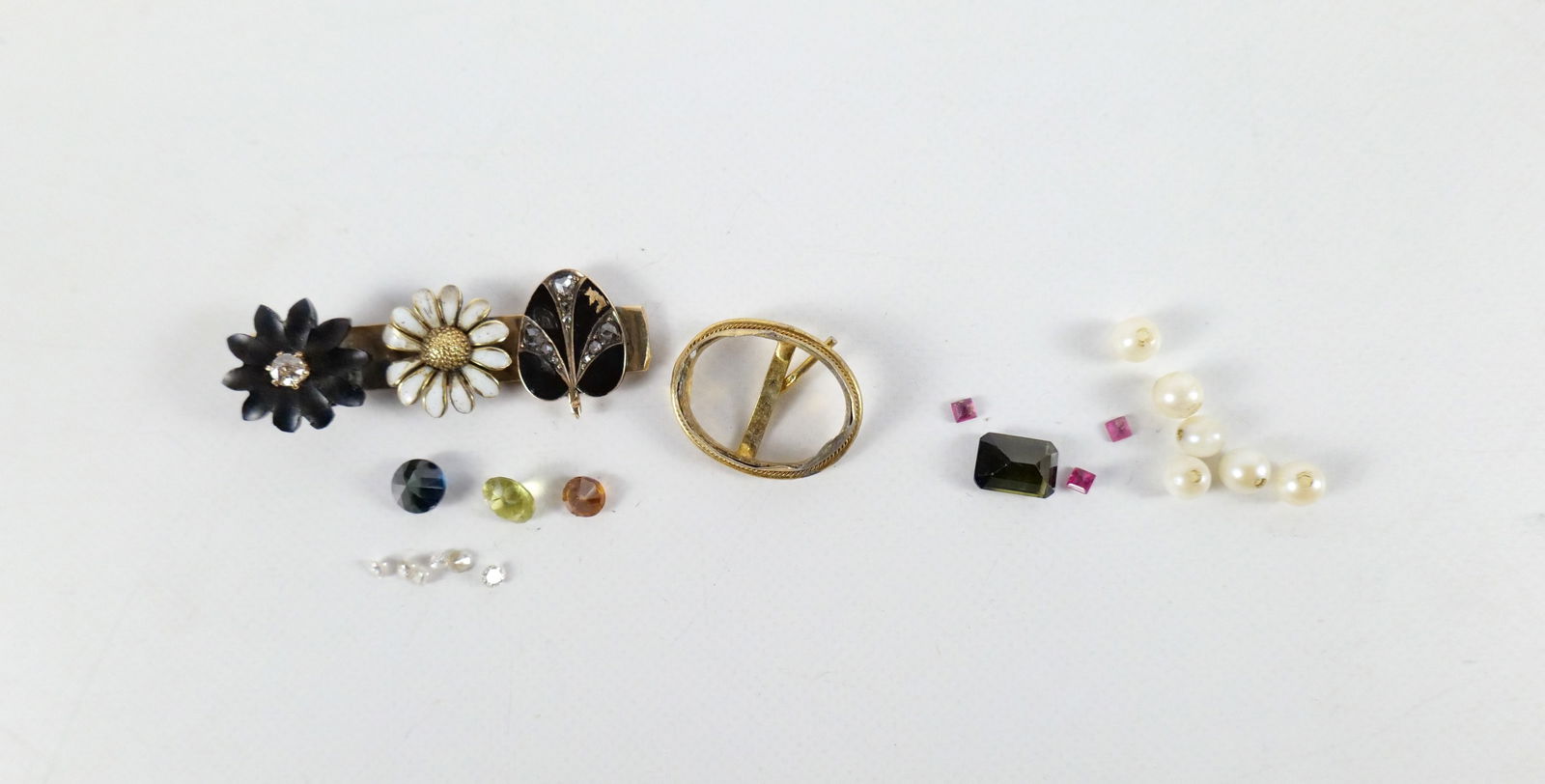 Group of Loose Colored Diamonds and More (1 of 5)