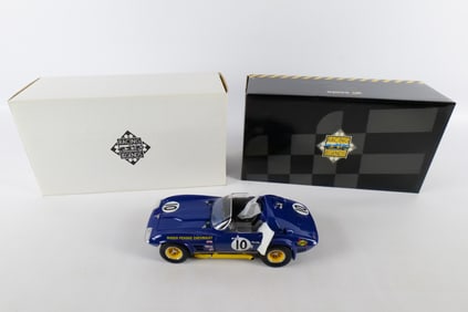 Exoto Racing Legends 1:18 Corvette Grand Sport Roadster #10