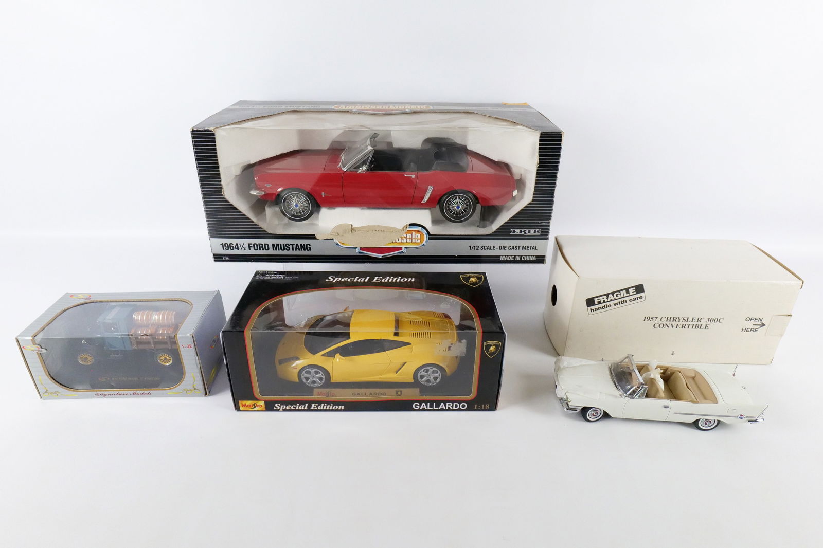 Lot of 4 Mixed Scale Diecast (1 of 16)