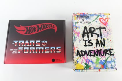 Lot of 2 Matchbox and Hot Wheels Sets