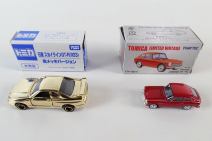 Lot of 2 Tomy Diecast