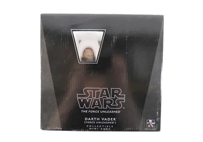 Gentle Giant Darth Vader (Force Unleashed) Mini Bust