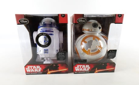 Lot of 2 Electronic Astromech Droids