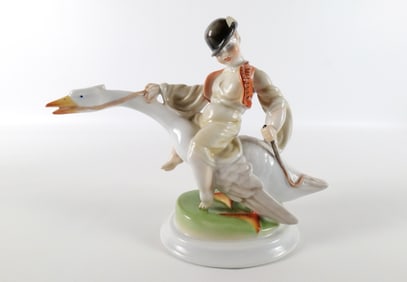 Herend Hungarian Folk Art Porcelain Figurine