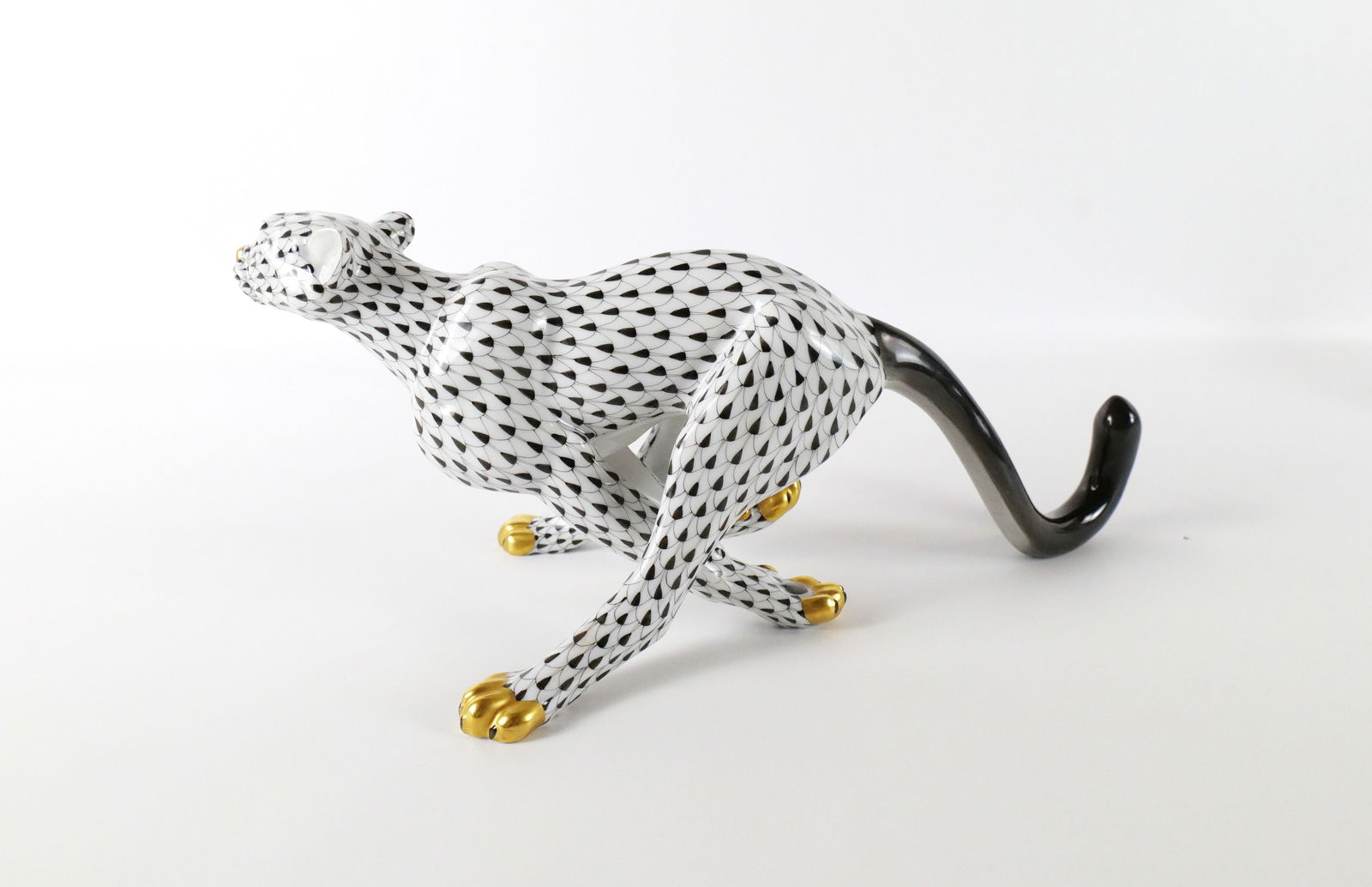 Herend Oversized Fishnet Porcelain Running Cheetah Figurine (1 of 9)