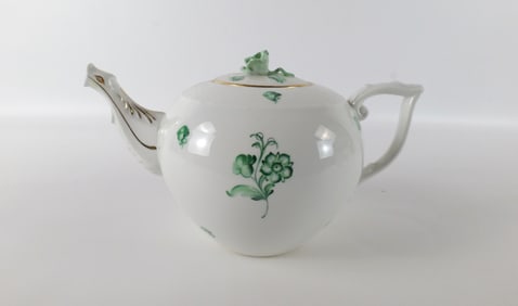 Herend Chinese Bouquet Apponyi Green Pattern Teapot