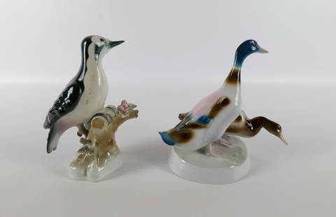 Group Lot of Hungarian Zsolnay Figurines: Group Lot of Hungarian Zsolnay Figurines. Including Bird Perched on Tree Branch and Grouping of Ducks. Largest measures 7" tall x 5" wide. All invoices must be paid within 24 hours of the sale. We off