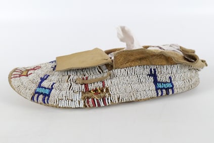 19th Century Sioux/Lakota Moccasin