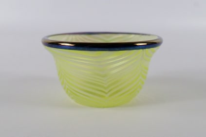 Uranium Custard Art Glass Salt Cellar