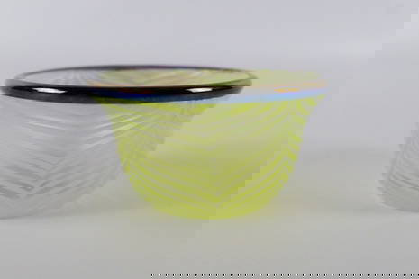 Uranium Custard Art Glass Salt Cellar: Uranium Custard Art Glass Salt Cellar. Signed on bottom - Undetermined. Measures 1.25" tall x 2.25" wide. All invoices must be paid within 24 hours of the sale. We offer multiple shipping options