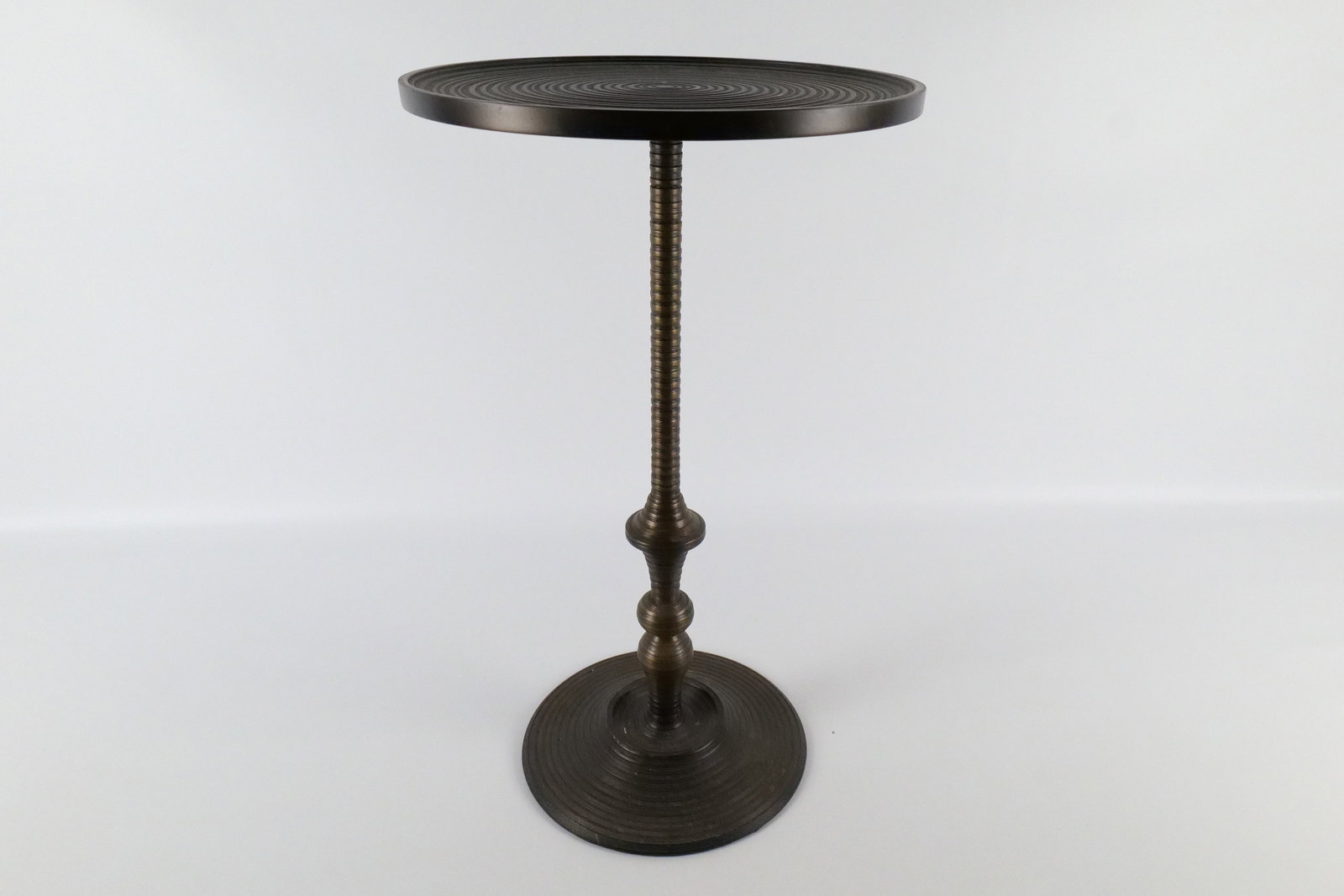 Mid Century Modern Style Plant Stand (1 of 8)