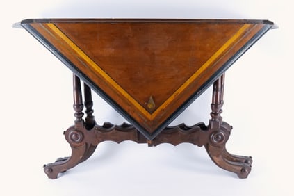 Victorian Drop Leaf Handkerchief Table