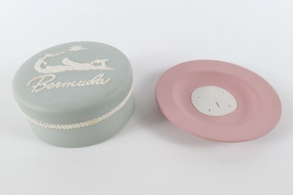 Lot of 2 Bermuda Themed Jasperware Pieces