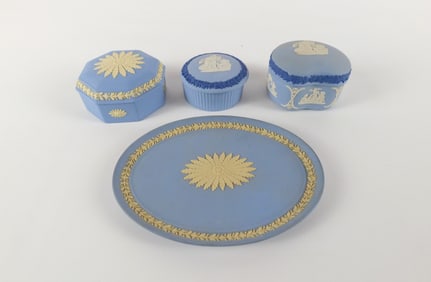 Lot of 4 Wedgwood Jasperware Vanity Pieces