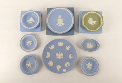 Lot of 8 Wedgwood Jasperware Plates