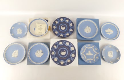 Lot of 10 Wedgwood Jasperware Christmas Plates