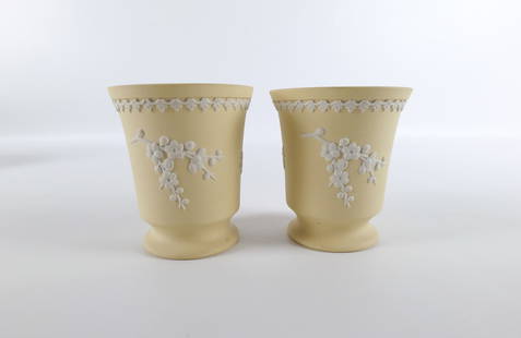 Pair of Wedgwood Primrose Jasper Prunus Flower Vases: Pair of Wedgwood Primrose Yellow Jasperware Prunus Flower Vases. Measures 4" tall x 3.5" wide. All invoices must be paid within 24 hours of the sale. We offer multiple shipping options, please read th
