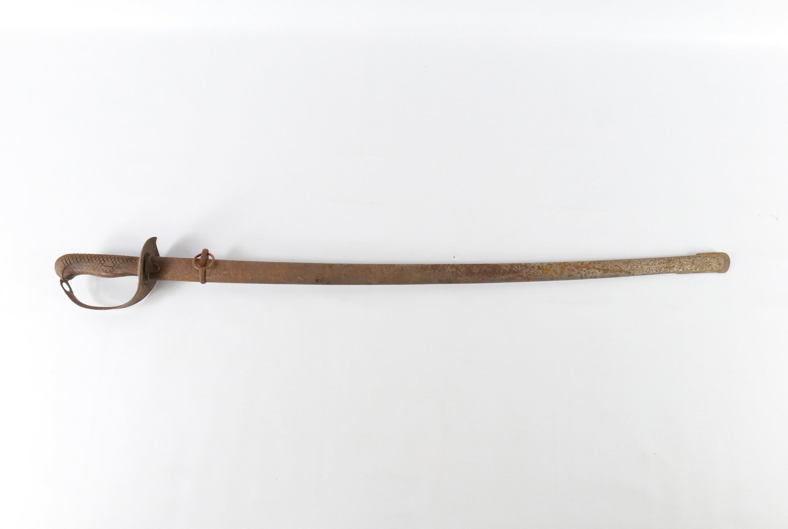 Vintage WWII Japanese Calvary Sword: Vintage WWII Japanese Calvary Sword. Some discoloration/patina to the metal. Measures 39" long. All invoices must be paid within 24 hours of the sale. We offer multiple shipping options, please read t