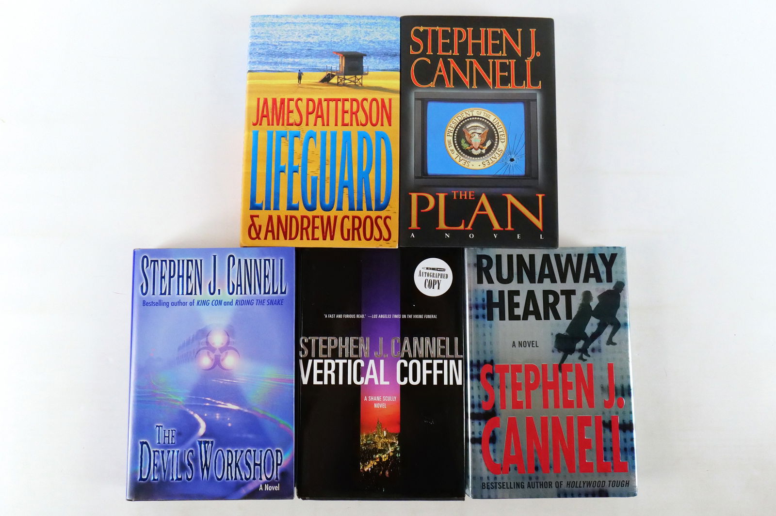 Lot of 5 Autographed Thriller Novels (1 of 16)
