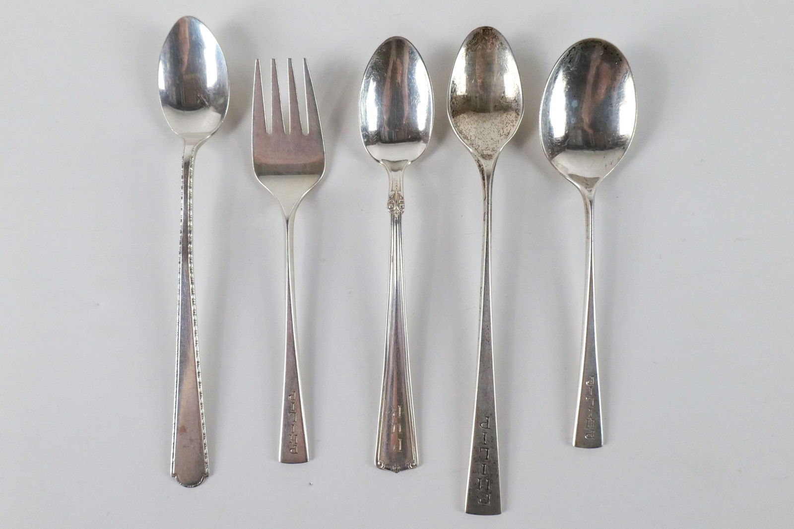 Lot of 5 Pieces of Sterling Silver Flatware (1 of 12)
