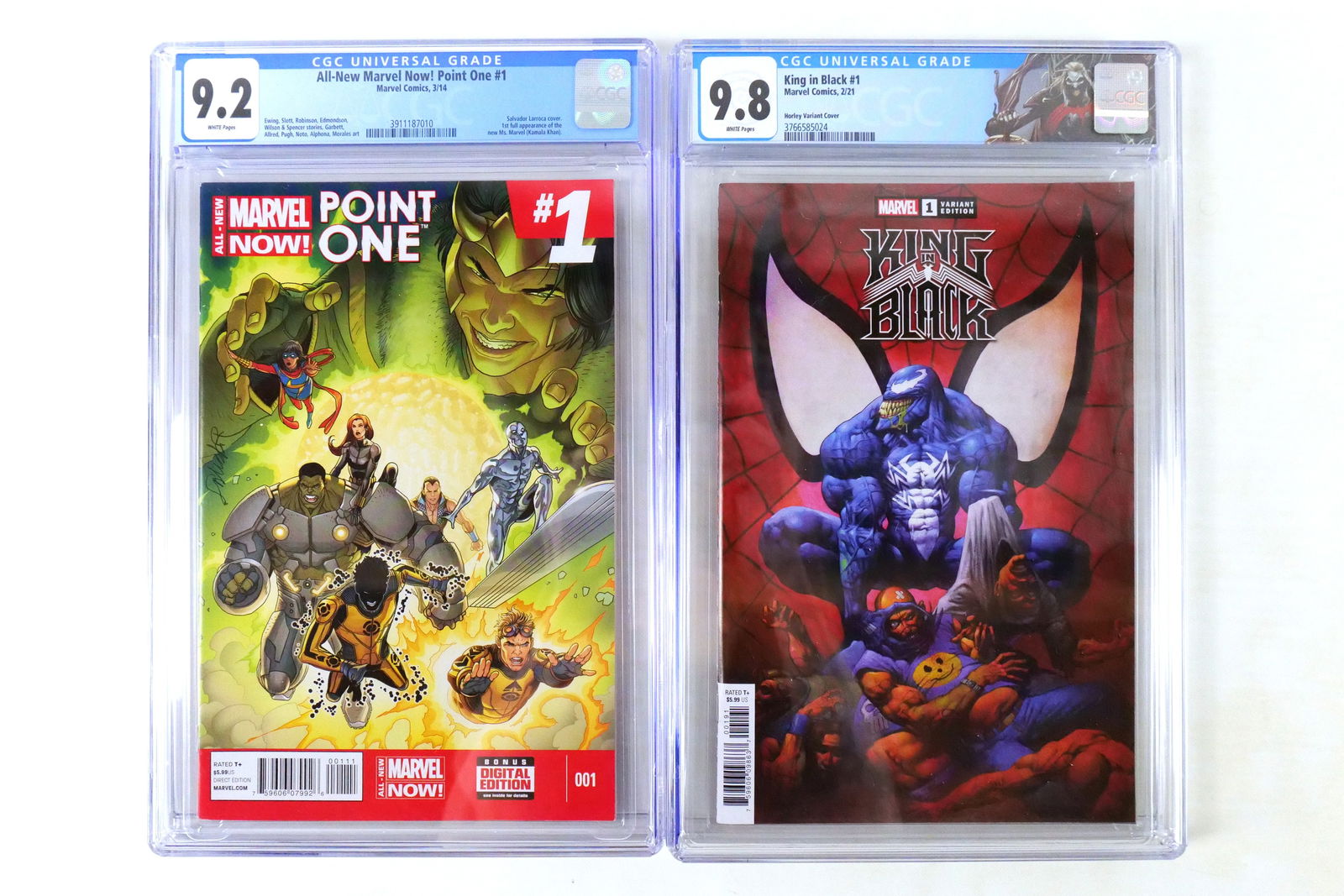 Lot of 2 Marvel CGC Comics (1 of 11)