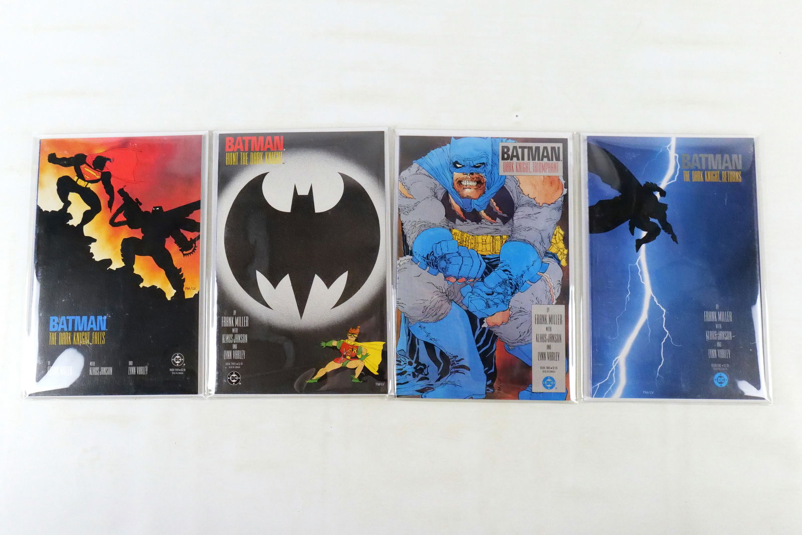 Lot of The Dark Knight Returns Comics (1 of 5)