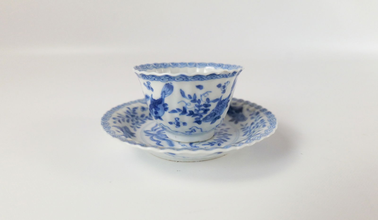 Chinese Export Hand Painted Porcelain Tea Bowl and Saucer (1 of 15)
