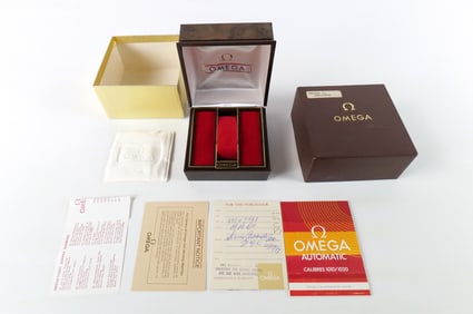 Vintage Omega 1970's Watch Presentation Box