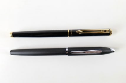 Lot of 2 Fountain Pens